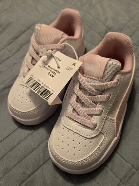Puma Kids White and Light Pink Low-Top Sneakers